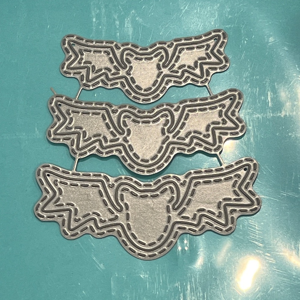 Lil’ Inker Designs Dual Stitched Bat Dies